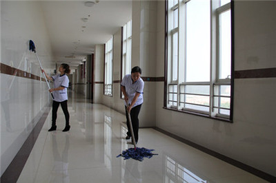 大江物業(yè) 專(zhuān)業(yè)保潔服務(wù)，潔凈生活新體驗(yàn)